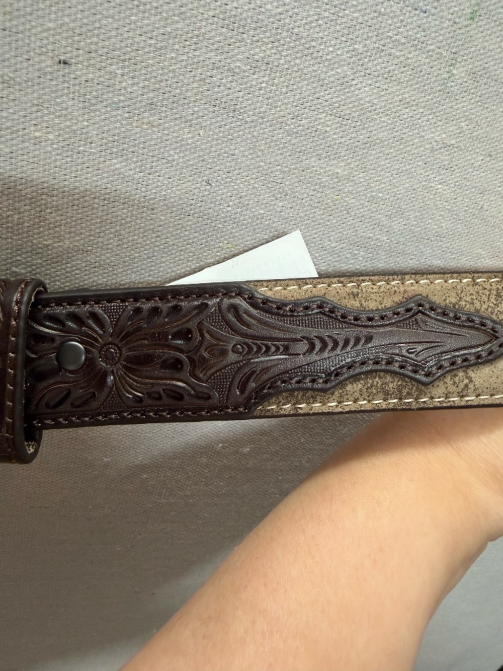 NWT Limited Edition Ariat Distressed Suede Longhorn Belt - size 46 - Picture 4 of 7